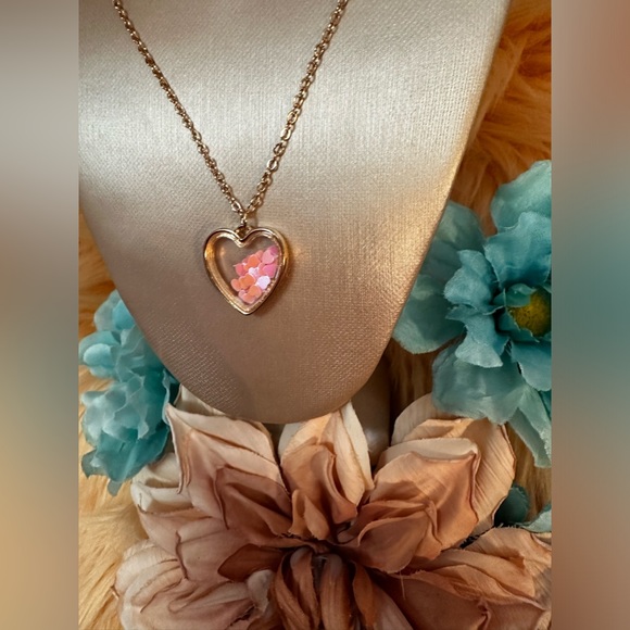 Heart Pendant Necklace With Encased Floating Pink Hearts NEW! - Picture 3 of 9
